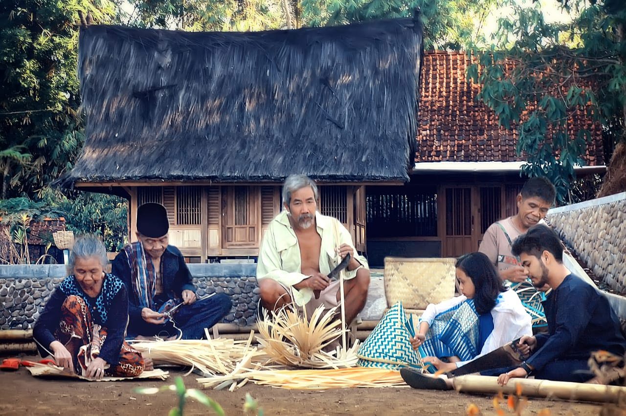 Seni Anyaman Salawu 1